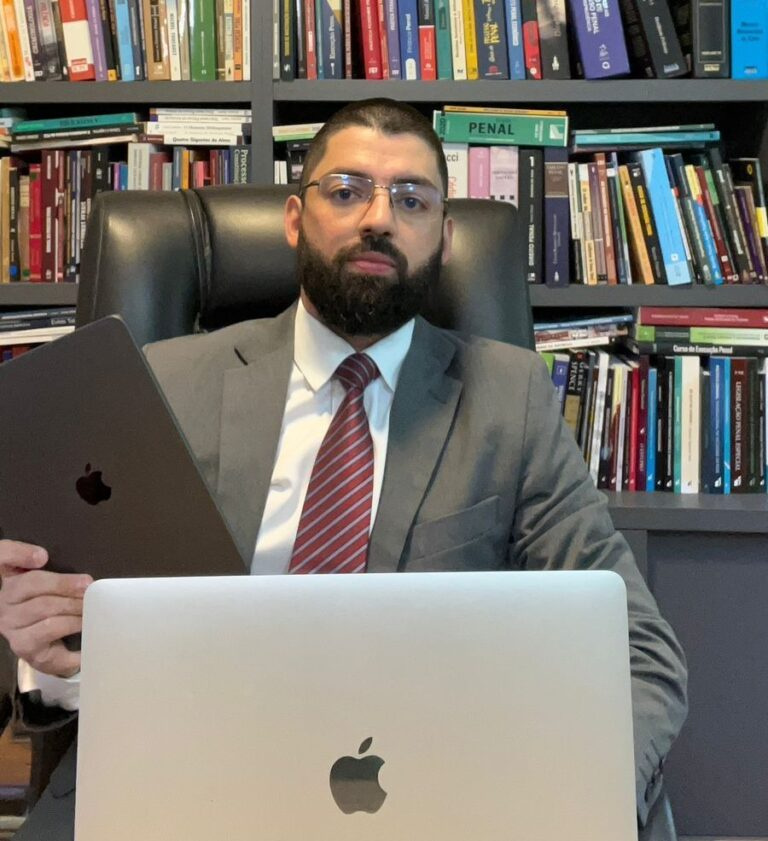 Especialista em Direito Criminal: Domine o Campo com o Curso Talon